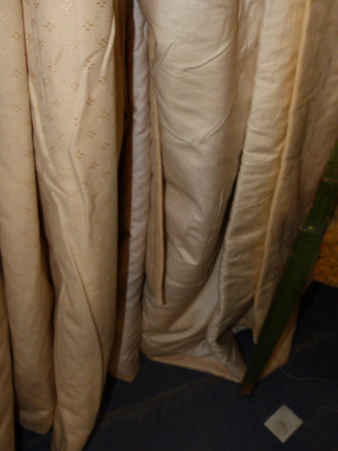 FOUR PAIRS OF BESPOKE LINED AND INTERLINED CREAM CHECK PATTERN DRAPES/CURTAINS WITH ASSOCIATED - Image 3 of 7