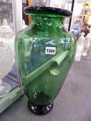 A TALL GREEN GLASS TAPERED FLOWER VASE. H.53cms, A CUT GLASS FLOWER VASE. H.40cms AND A CUT GLASS