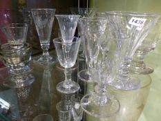 FIFTEEN ASSORTED DRINKING GLASSES.