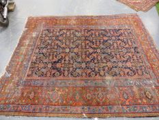 AN ANTIQUE PERSIAN FEREGHAN CARPET. 296 x 245cms.