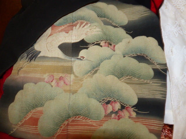 A JAPANESE VINTAGE KIMONO, OTHER ORIENTAL TEXTILES, VARIOUS COSTUME,ETC. - Image 2 of 7