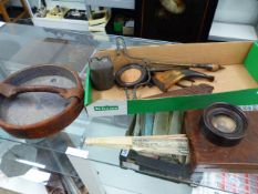 A COLLECTION OF OBJETS TROUVE TO INCLUDE A VICTORIAN CASED DRAFTING SET, A HORN POWDER FLASK,