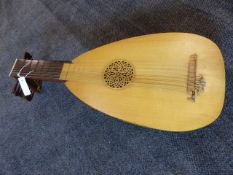 A FINE HAND MADE LUTE BY IAN HARWOOD & JOHN ISAACS, 1964 No.44 WITH SCALLOP SHAPED MAPLE BOWL BACK