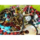 A LARGE AMOUNT OF COSTUME JEWELLERY.