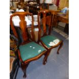 A PAIR OF QUENN ANNE STYLE SIDE CHAIRS.