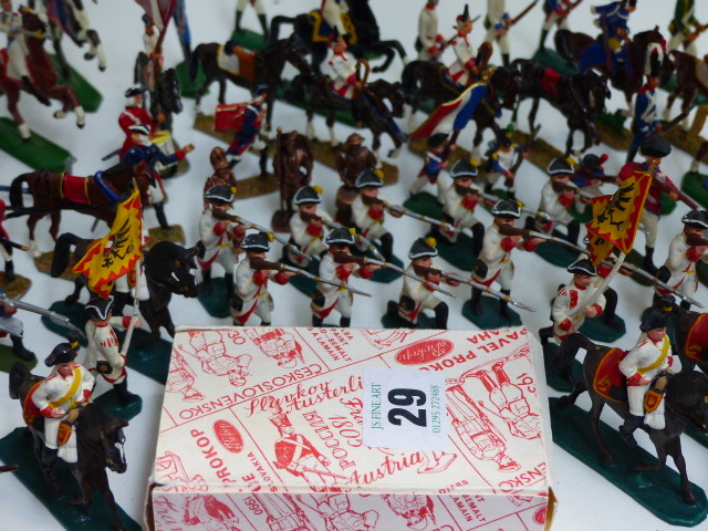 A LARGE COLLECTION OF GOOD HAND PAINTED DIE CAST MODEL MILITARY FIGURES.