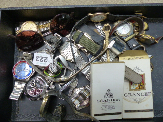 A SELECTION OF WATCHES, ETC TO INCLUDE RAYMOND WEIL.