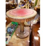 A SMALL VICTORIAN ROSEWOOD OCCASIONAL TABLE.