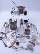 AN ASSORTMENT OF SILVER TO INCLUDE CUTLERY, SUGAR NIPS, CRUETS, ETC. GROSS WEIGHT 757grms.