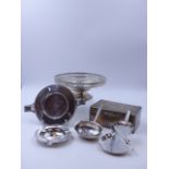 A SILVER TAZZE WITH A PIERCED WORK BORDER DATED 1933 BIRMINGHAM FOR ADIE BROTHERS LTD, HEIGHT 8cms