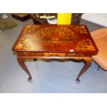 AN ANTIQUE MARQUETRY INLAID CENTRRE TABLE ON CABRIOLE LEGS, END DRAWER AND OPPOSING PULL OUT