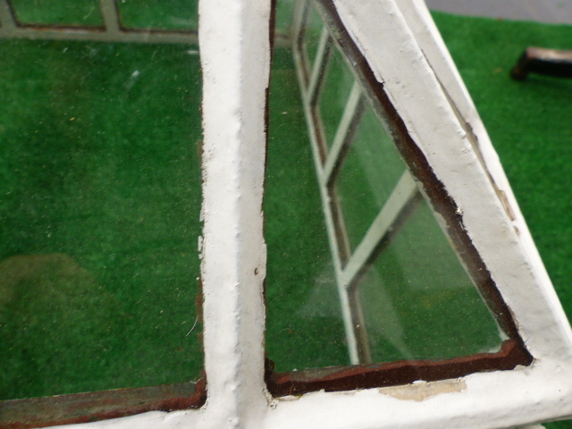 AN ANTIQUE CAST IRON FRAME GARDEN CLOCHE LATER PAINTED WHITE. - Image 11 of 24