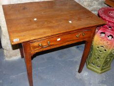 AN 18th.C.COUNTRY ELM SIDE TABLE WITH FRIEZE DRAWER. W.76cms.