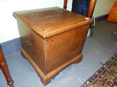 A LATE GEORGIAN OAK BOX ON BRACKET FEET WITH SIDE CARRYING HANDLES. W.45cms.