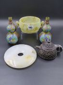 A GROUP OF ORIENTAL PIECES TO INCLUDE A PAIR OF CLOISONNE GOURD FORM SMALL VASES, H.15.5cms TOGETHER