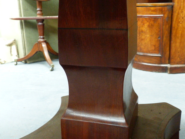 A REGENCY WALNUT TILT TOP BREAKFAST TABLE. - Image 12 of 35