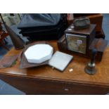 AN ART DECO MANTLE CLOCK, COPPER TRAYS,ETC.