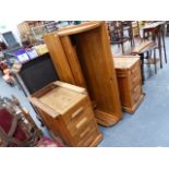 AN OAK ROLL TOP DESK.