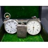 A SILVER VESTA AND TWO SILVER POCKET WATCHES TO INCLUDE A WALTHAM POCKET WATCH IN A DENNISON WATCH