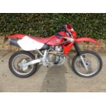 MOTORCYCLE: HONDA XR650R MOTORBIKE. PL03 FTV. (NO DOCUMENTS) AND NEW FRONT AND REAR WHEELS AND