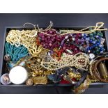 A LARGE COLLECTION OF VINTAGE COSTUME JEWELLERY.