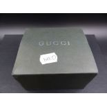 A SELECTION OF VINTAGE AND MODERN COSTUME JEWELLERY,WATCHES, ETC TO INCLUDE A LADIES GUCCI 1400L,