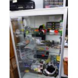 A LARGE COLLECTION OF FISHING LURES, HOOKS AND OTHER EQUIPMENT. (QTY) (F)