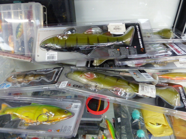 A LARGE COLLECTION OF FISHING LURES, HOOKS AND OTHER EQUIPMENT. (QTY) (F) - Image 3 of 10