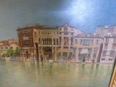 19th/20th.C. CONTINENTAL SCHOOL. A VENETIAN CANAL OIL ON CANVAS. 31 x 47cms.