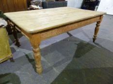 AN ANTIQUE PINE COUNTRY FARMHOUSE KITCHEN TABLE WITH END DRAWER ON TURNED LEGS. 120 x 182 x H.