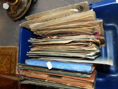 A LARGE COLLECTION OF 78rpm RECORDS, VARIOUS 33S AND 45S,