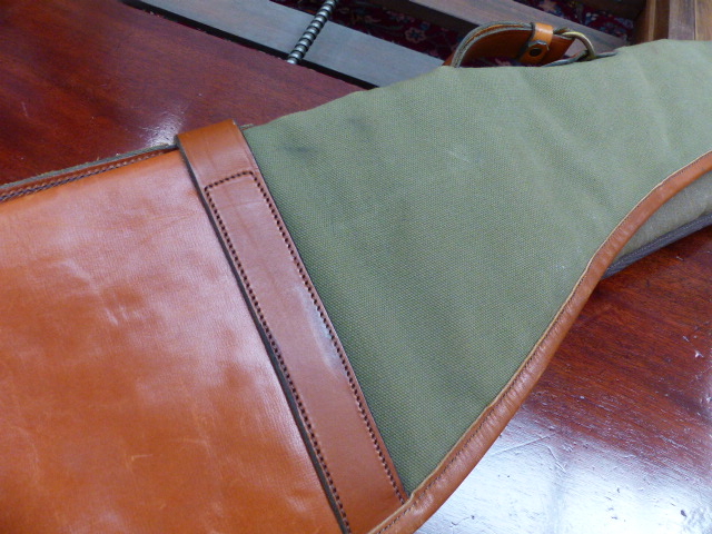 A GOOD LEATHER AND CANVAS GUNSLIP AND TWO OTHERS. - Image 27 of 28