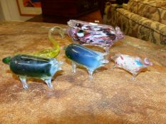 A SMALL COLLECTION OF MULTI COLOURED BLOWN GLASS ANIMALS AND BIRDS.