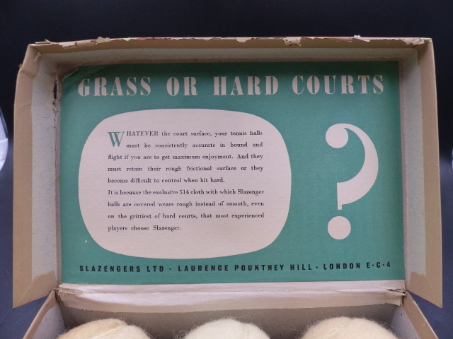 A FULL BOX OF 1950'S SLAZENGER TENNIS BALLS, THE LID OF THE BOX BEARING AN INDISTINCT SIGNATURE. - Image 3 of 10