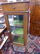 AN INLAID MAHOGANYY EDWARDIAN NARROW DISPLAY CABINET WITH SHELVED INTERIOR. W.39 x H.111cms.