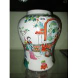 A CHINESE FAMILLE ROSE DECORATED LARGE VASE. H.36cms.