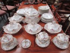 A 19th.C.CHAMBERLAIN & Co. WORCESTER DINNER SERVICE COMPRISING A SOUP TUREEN, COVER AND STAND,