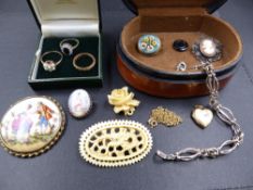 THREE GOLD RINGS, A SILVER BRACELET, A QUANTITY OF BROOCHES, ETC. THE RINGS ARE A 9ct PEARL