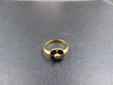 TWO 18ct YELLOW GOLD SAPPHIRE AND DIAMOND RINGS. THE TWO STONE TWIST HAVING ONE OLD CUT ILLUSION SET