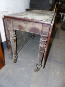 AN EARLY 19th.C.MAHOGANY DROP LEAF DINING TABLE OF LARGE SIZE WITH APRON DRAWER, RING TURNED TAPERED