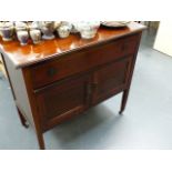 A MAHOGANY WASHSTAND.