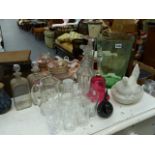 A QUANTITY OF VICTORIAN AND LATER GLASSWARES.