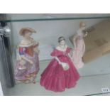 WORCESTER, COALPORT AND ONE OTHER FIGURINE AND A QTY OF COLLECTOR'S PLATES.