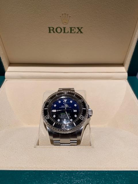 A GENTS ROLEX DEEPSEA, COMPLETE WITH ORIGINAL BOX AND PAPERS. - Image 3 of 41