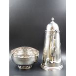 AN EDWARDIAN SILVER COFFEE POT DATED 1906 LONDON FOR C S HARRIS & SONS LTD TOGETHER WITH A SILVER