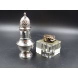 A MAPPIN AND WEBB HALLMARKED SILVER AND GLASS INK WELL TOGETHER WITH A FURTHER HALLMARKED SILVER