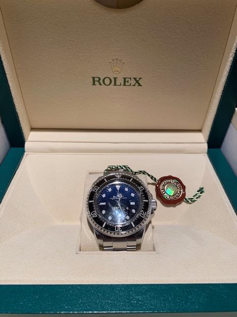 A GENTS ROLEX DEEPSEA, COMPLETE WITH ORIGINAL BOX AND PAPERS. - Image 6 of 41