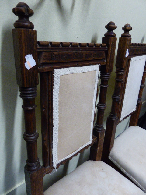 A PAIR OF INTERESTING CARVED OAK ARTS AND CRAFTS HALL CHAIRS WITH INSCRIPTIONS ON THE CREST RAILS, - Image 3 of 4