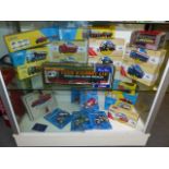 A COLLECTION OF CORGI CLASSICS AND OTHER DIE CAST VEHICLES. (QTY)