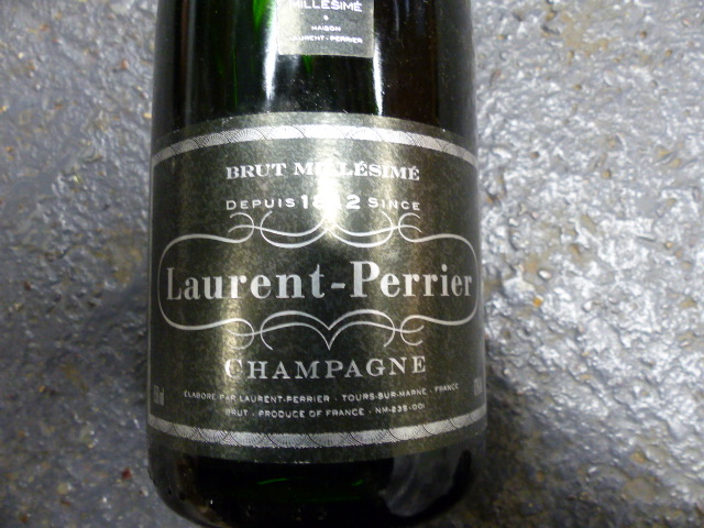 CHAMPAGNE. LAUREN-PERRIER BRUT MILLESIME 1996. 5 BOTTLES. - Image 2 of 3